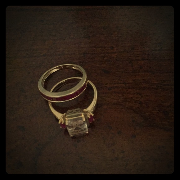 Morganite and ruby rings - Picture 1 of 4